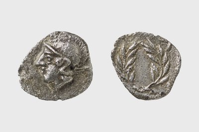 Silbermünze von Elaia (5.-4. Jh. v. Chr.) 