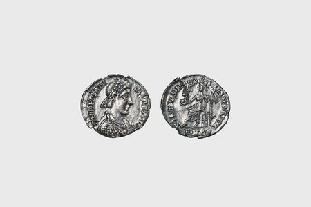 Reichsrömische Silbermünze des Kaisers Arcadius (383-408 n. Chr.) 